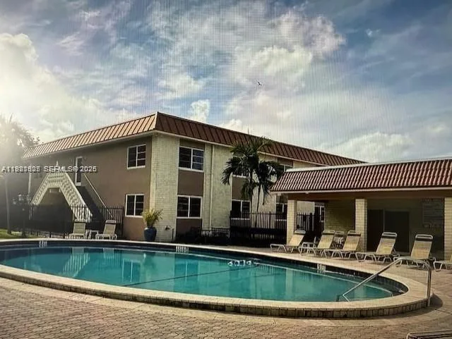 9 NE 19th Ct # 208C, Wilton Manors, FL 33305 photo 5