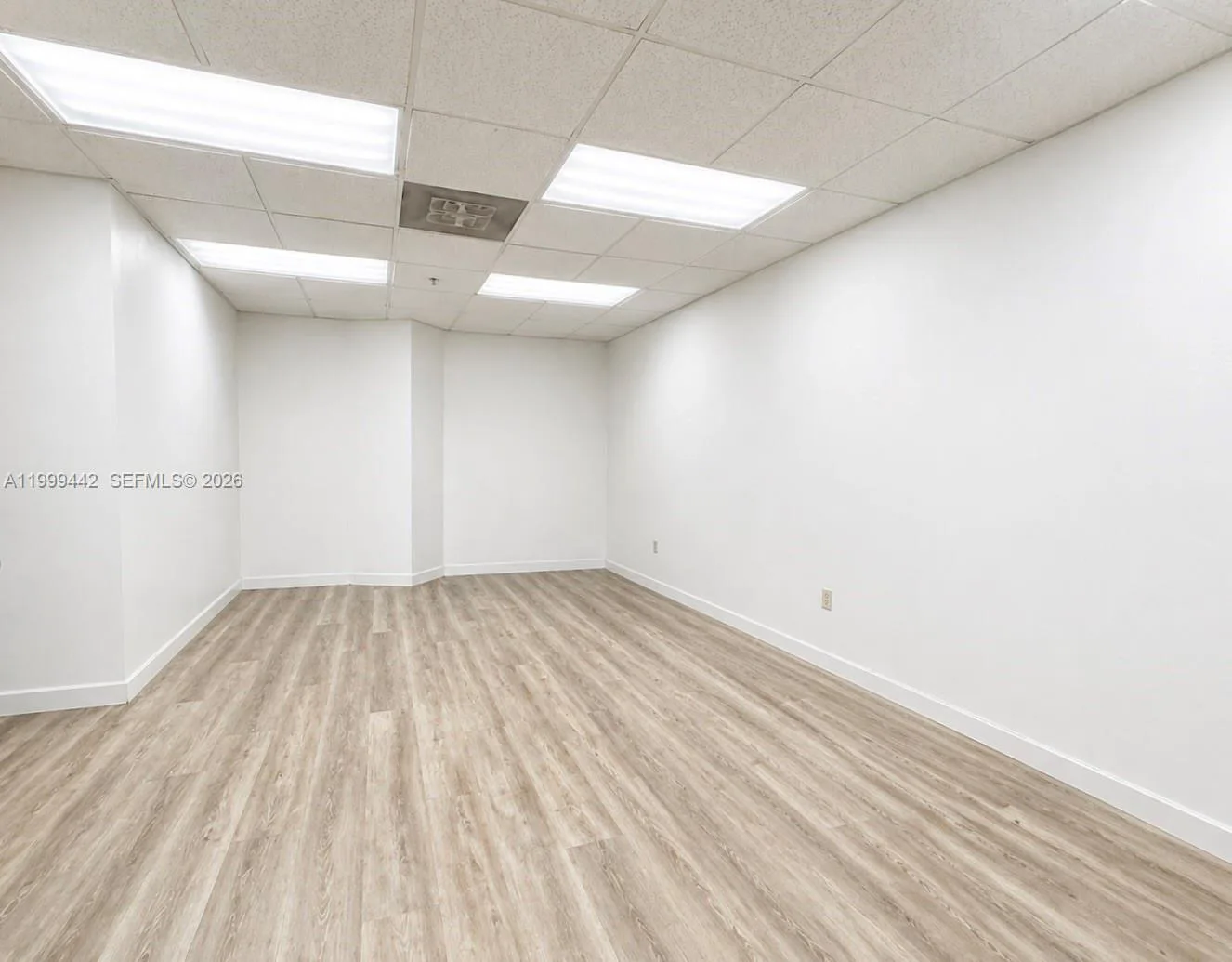 18501 Pines Blvd # 377, Pembroke Pines, FL 33029