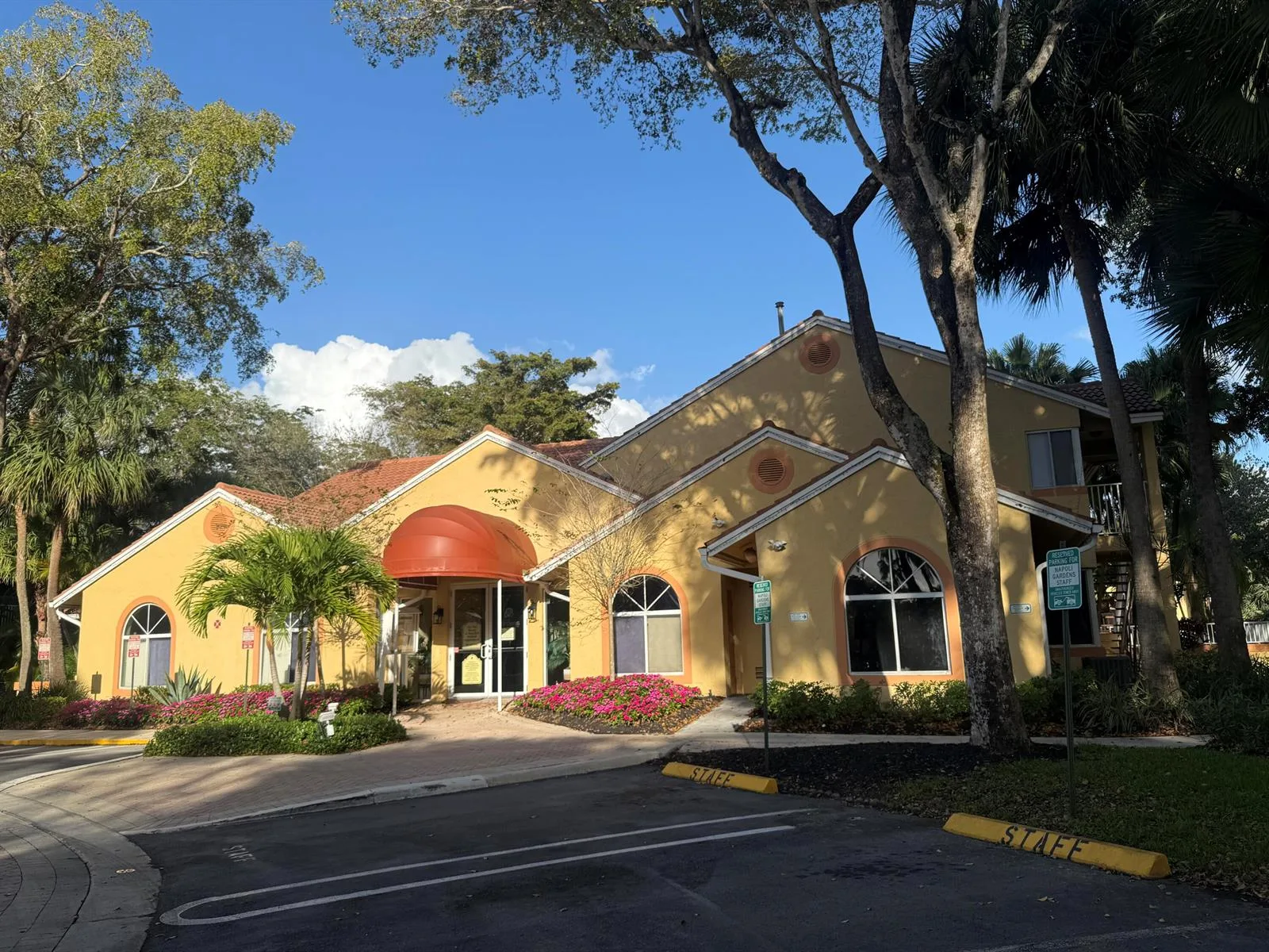 902 Coral Club Drive # 902, Coral Springs, FL 33071