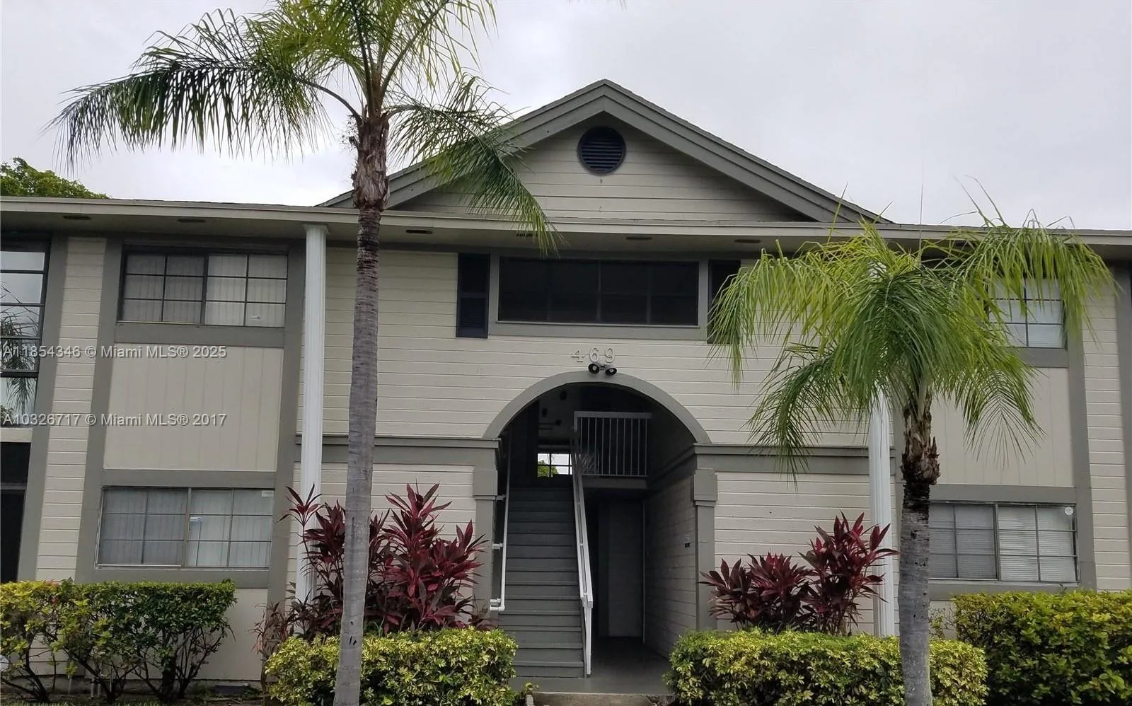 469 NE 207th Ln # 207, Miami, FL 33179