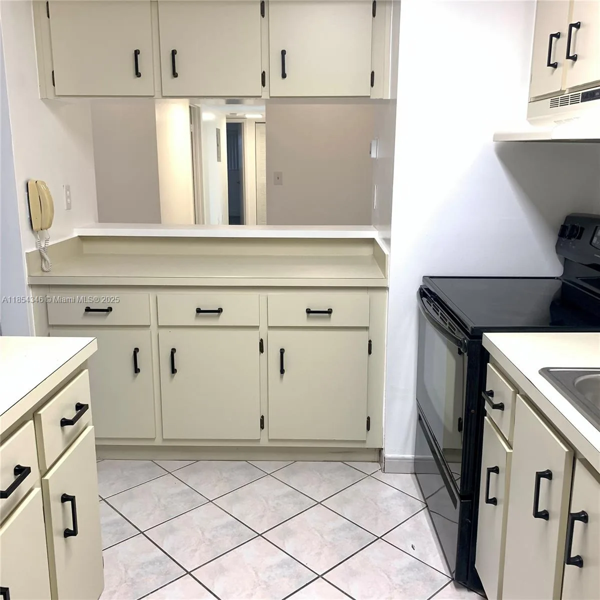 469 NE 207th Ln # 207, Miami, FL 33179 photo 5