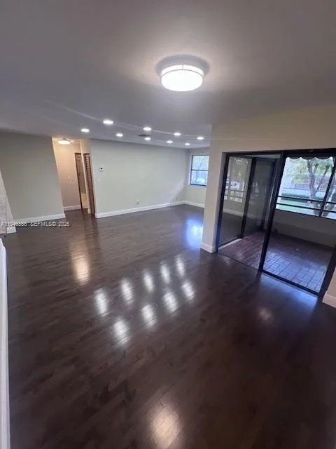 20005 NE 3rd Ct # 6, Miami, FL 33179 — zdjęcie 5