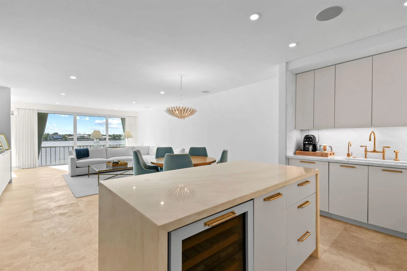 2180 Ibis Isle Road # 12, Palm Beach, FL 33480