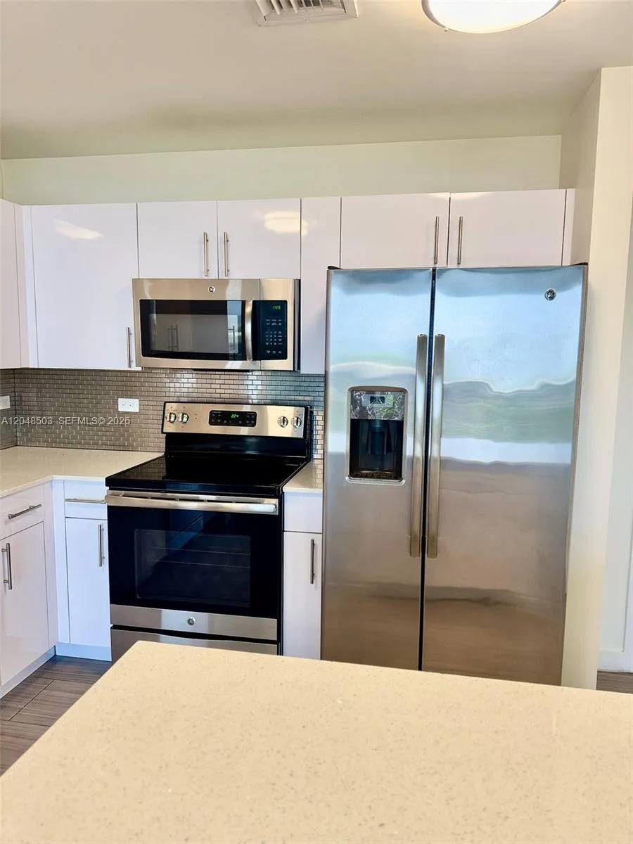 1776 Polk St # 517, Hollywood, FL 33020 photo 3