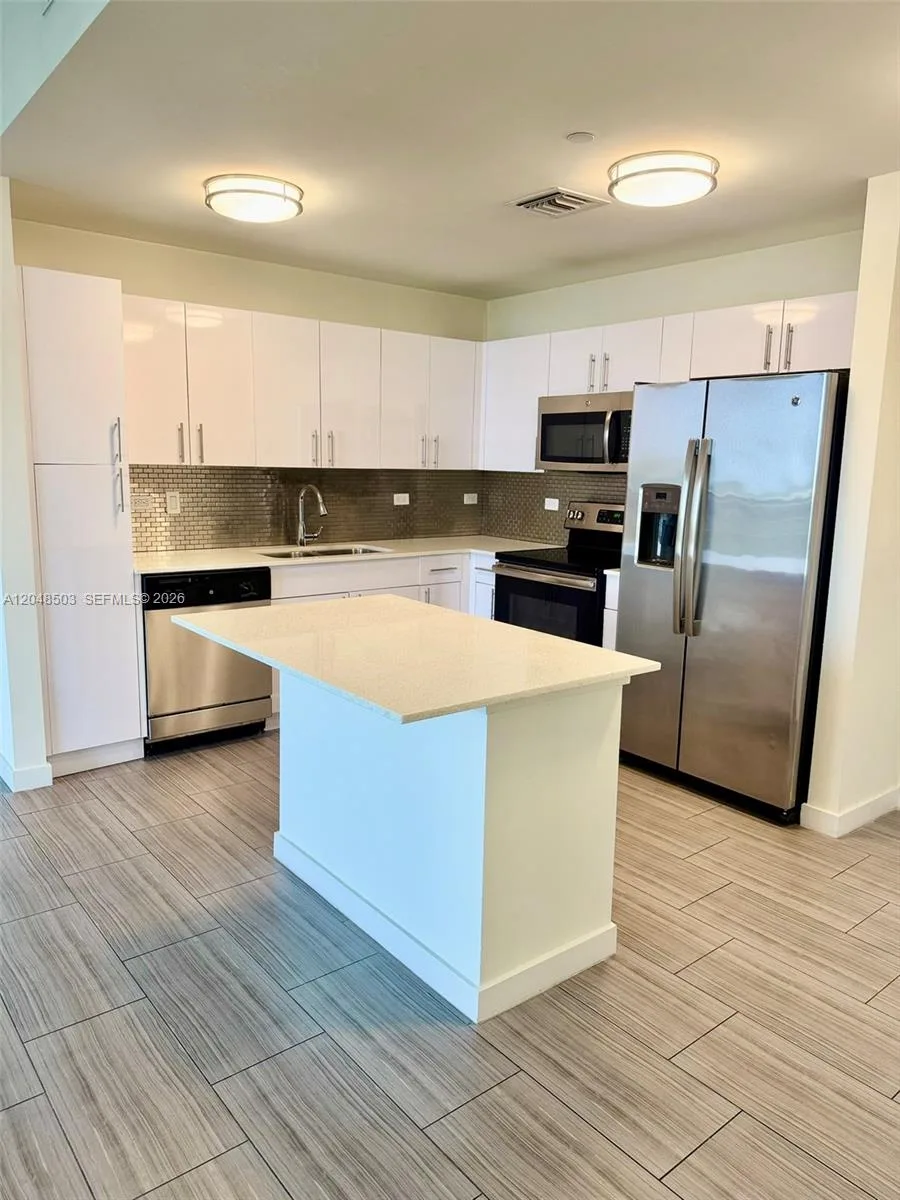 1776 Polk St # 517, Hollywood, FL 33020 photo 4
