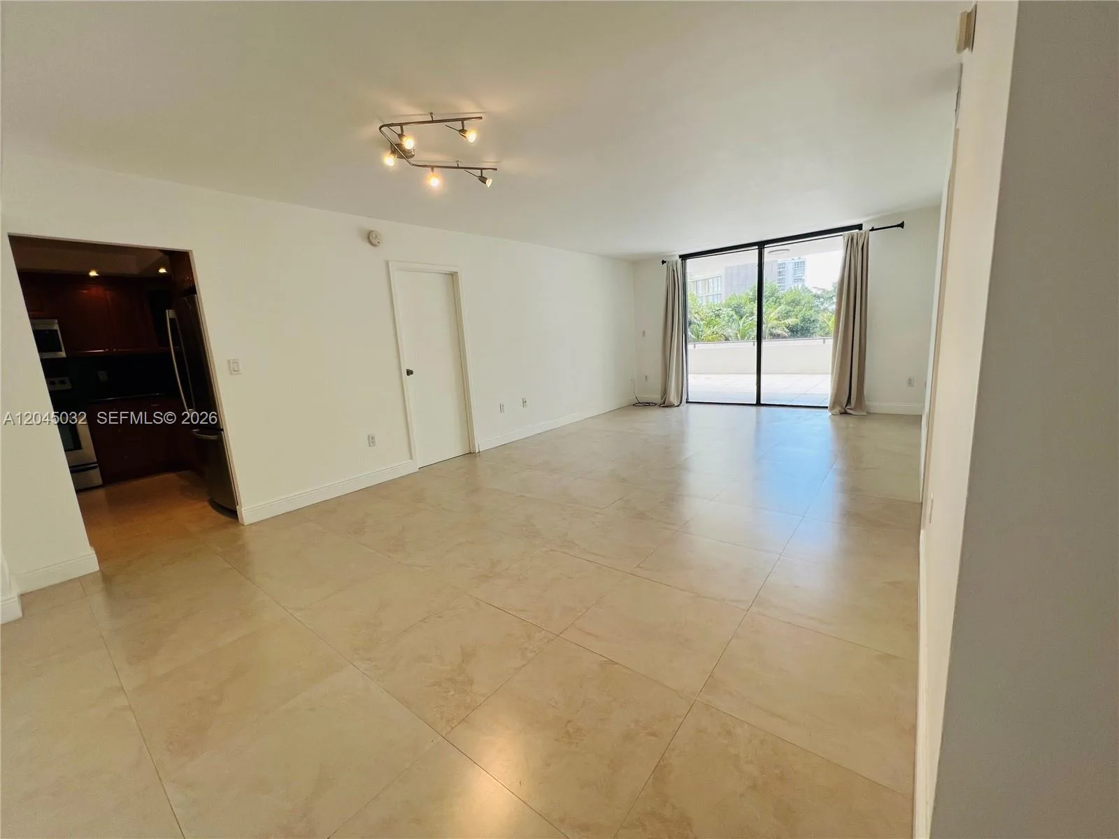 2333 Brickell Ave # 210, Miami, FL 33129