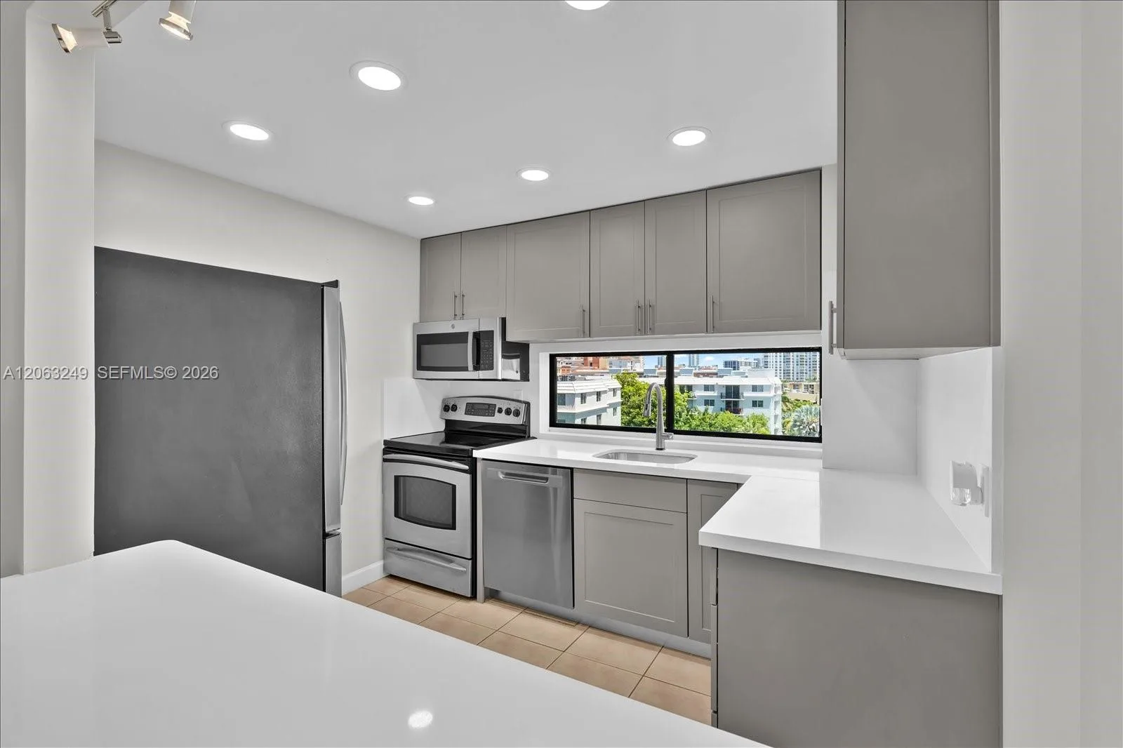 17021 N Bay Rd # 705, Sunny Isles Beach, FL 33160 photo 12
