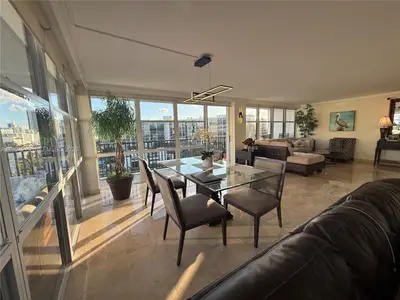 OCEANVIEW PARK CONDO