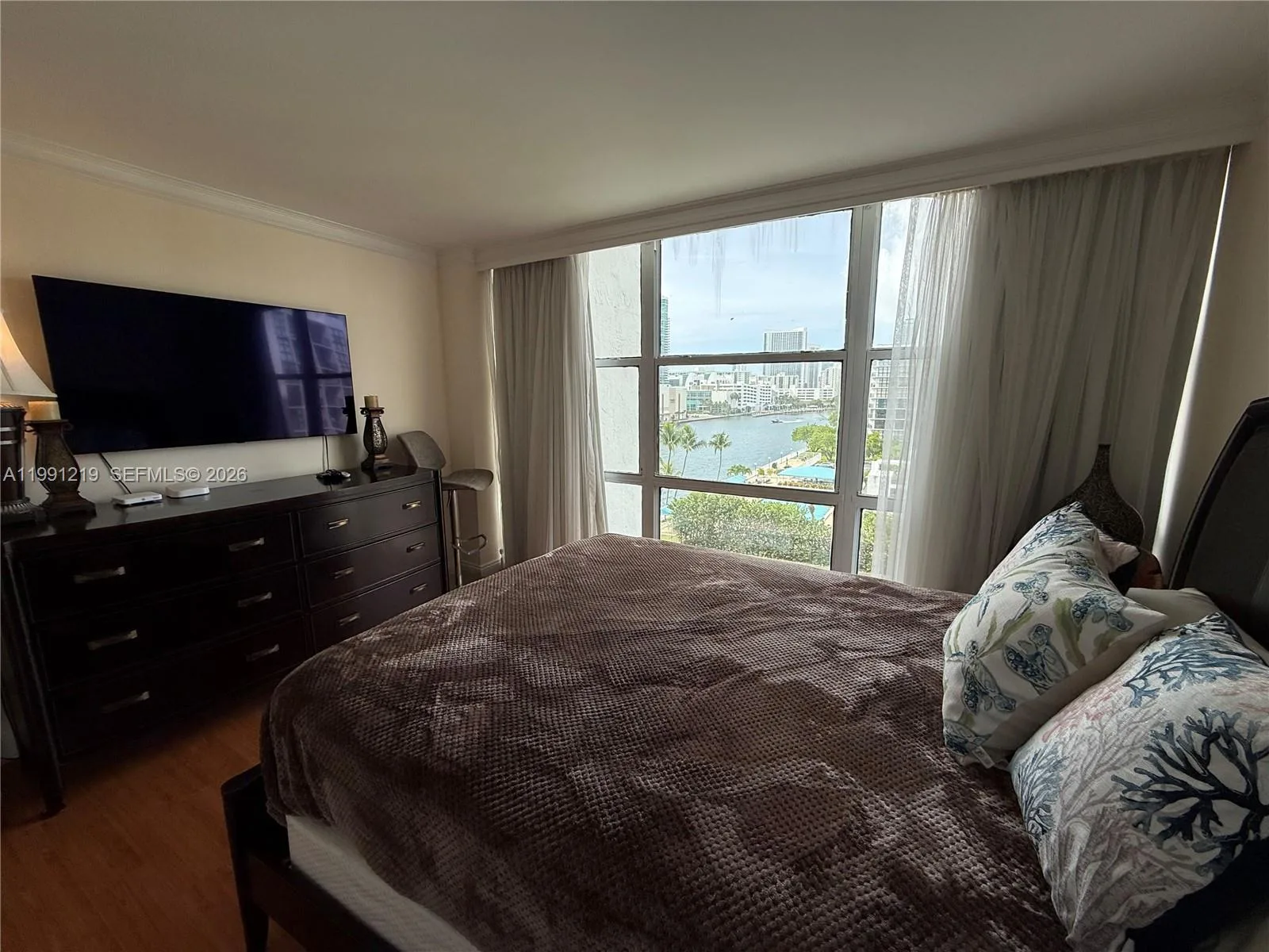 1000 Parkview Dr # 720, Hallandale Beach, FL 33009 photo 12