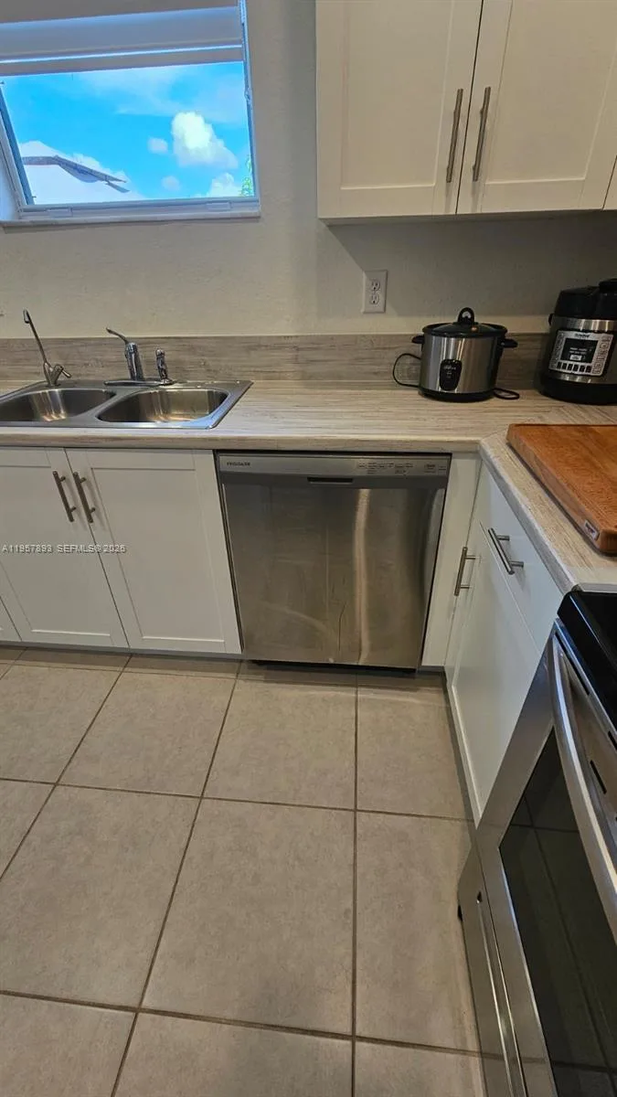 1146 SE 26th Ter # 0, Homestead, FL 33035 photo 7