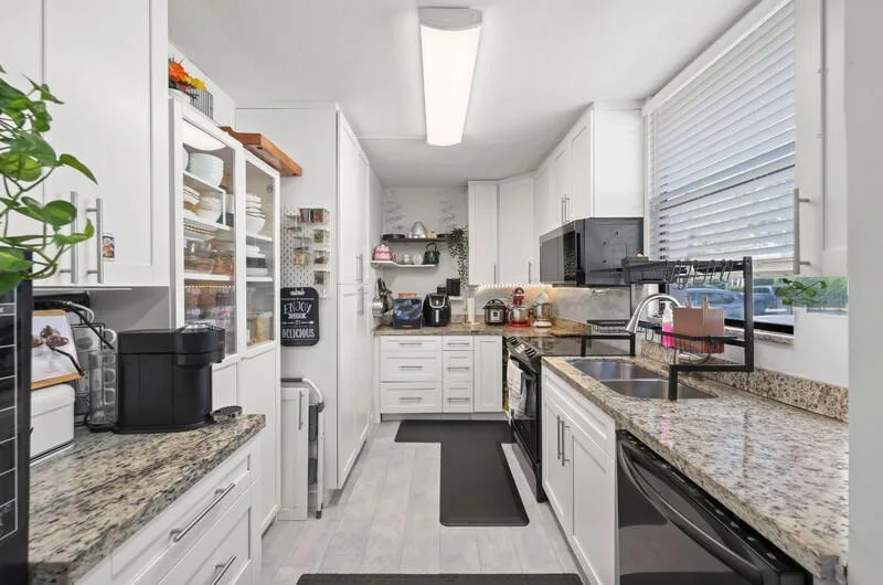 8421 Forest Hills Drive # 104, Coral Springs, FL 33065