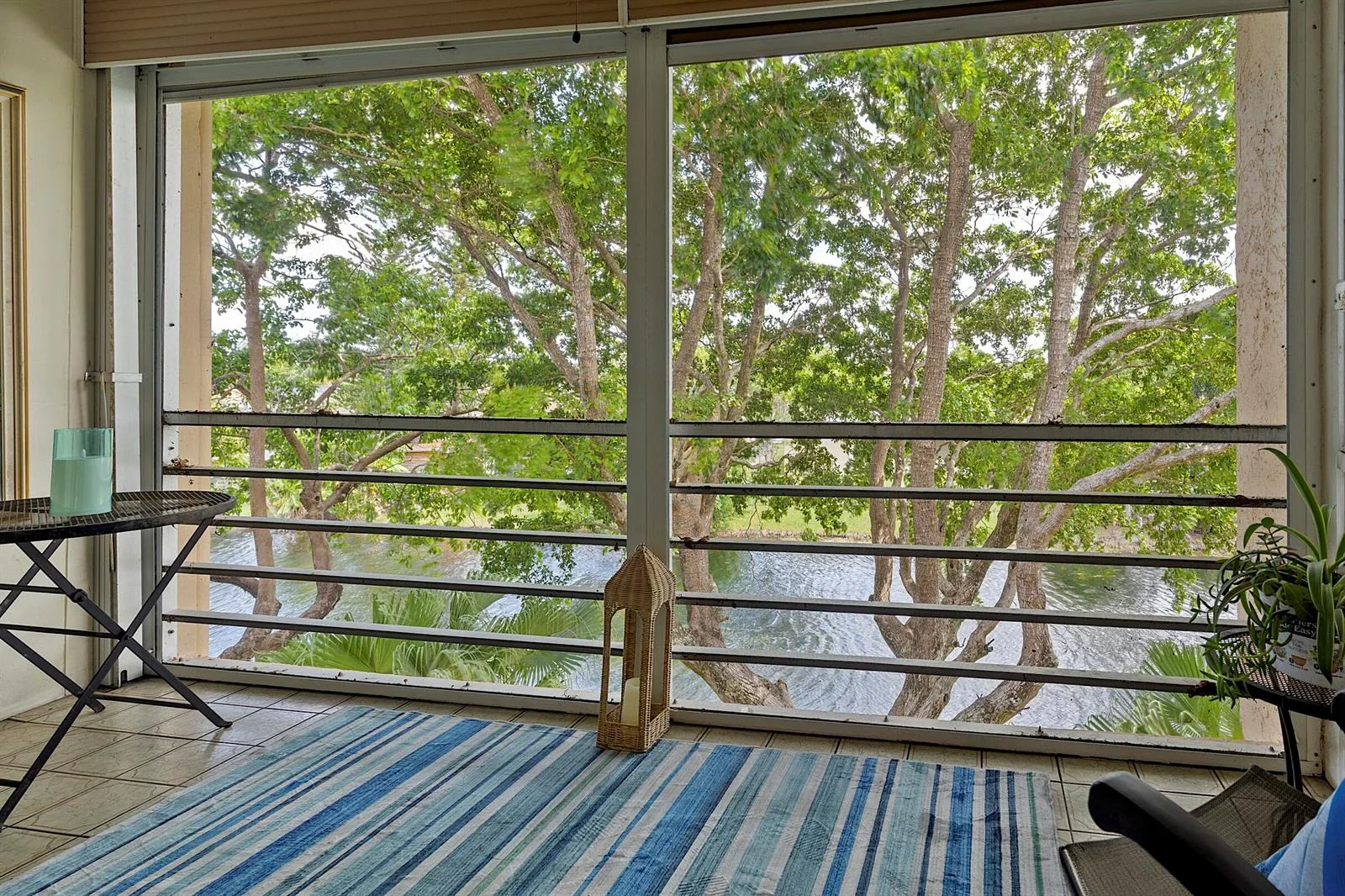 9370 Sunrise Lakes Boulevard # 304, Sunrise, FL 33322