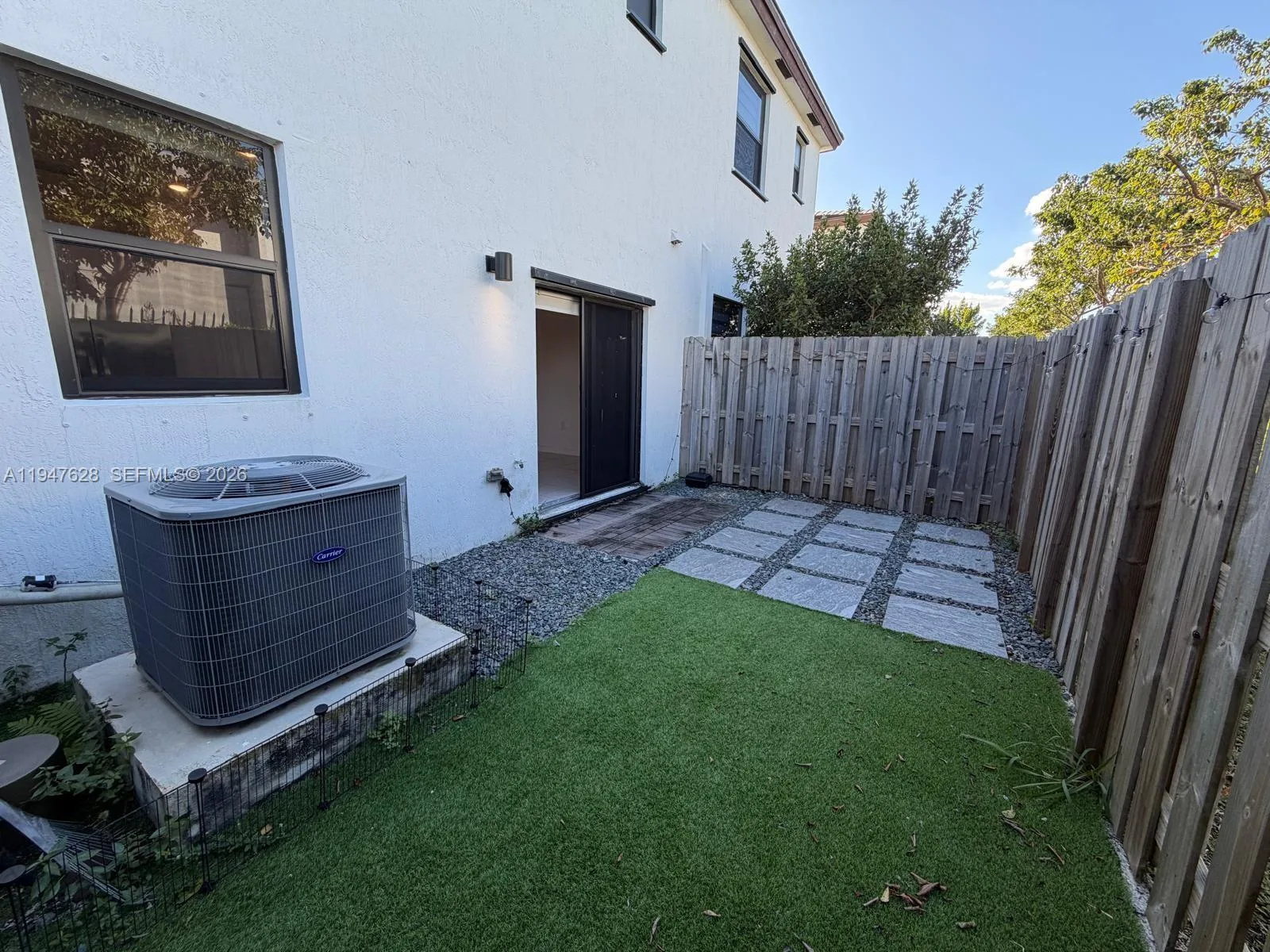 909 NE 211th St, Miami, FL 33179 photo 10