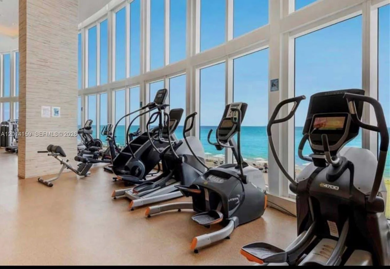 15901 Collins Ave # 4107, Sunny Isles Beach, FL 33160 photo 2