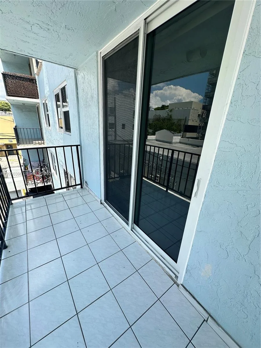 720 Collins Ave # 309, Miami Beach, FL 33139 photo 4