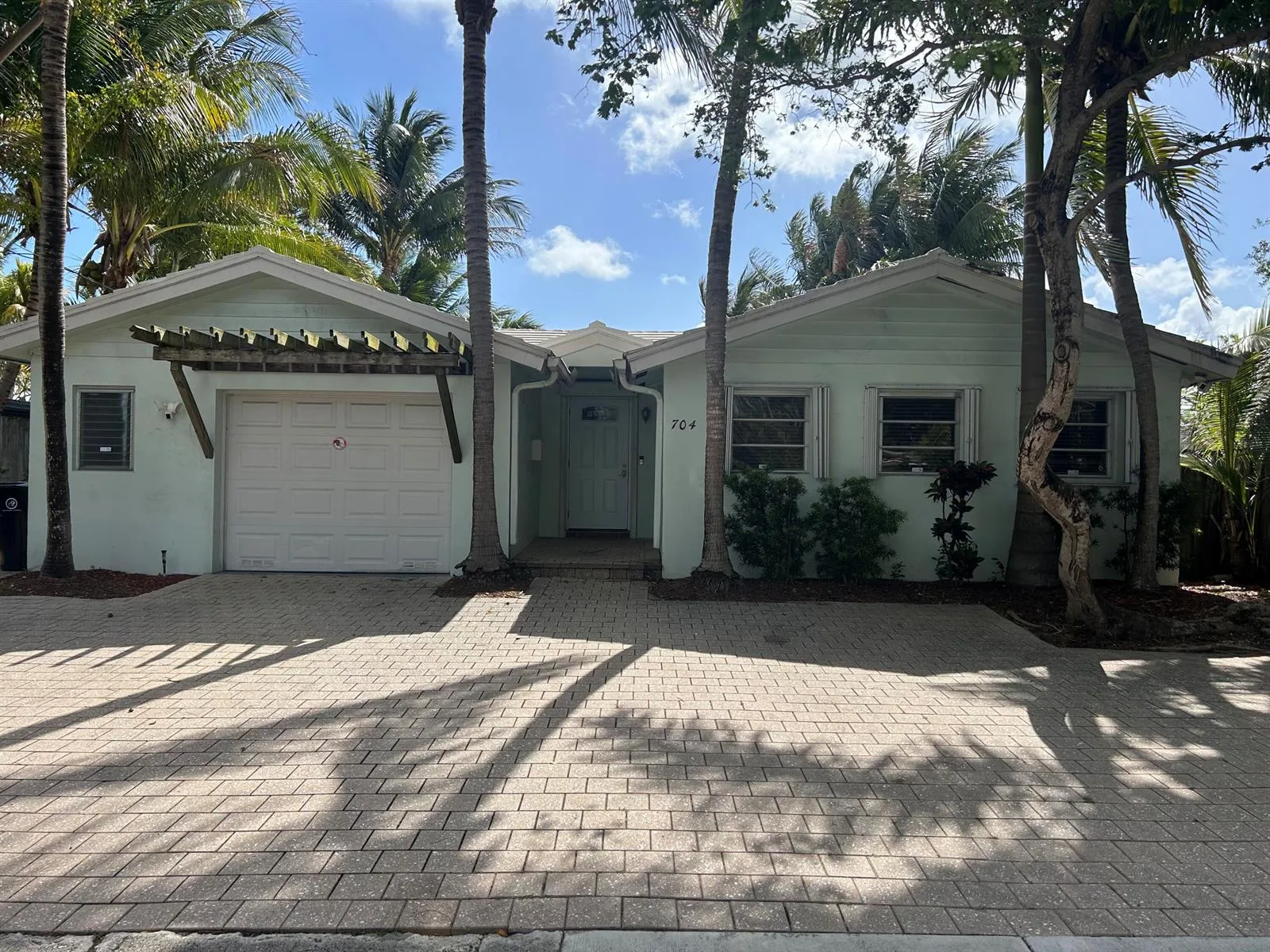 704 NE 20th Avenue, Fort Lauderdale, FL 33304 photo 3