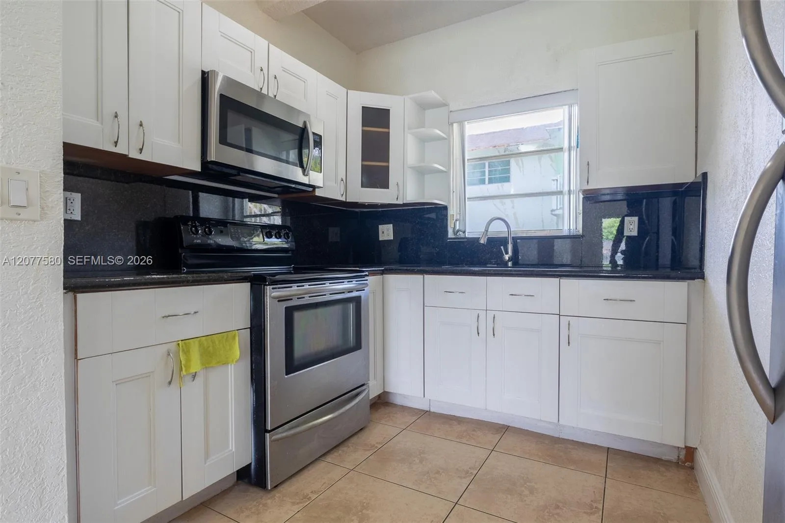 7620 SW 82nd St # J102, Miami, FL 33143 photo 8
