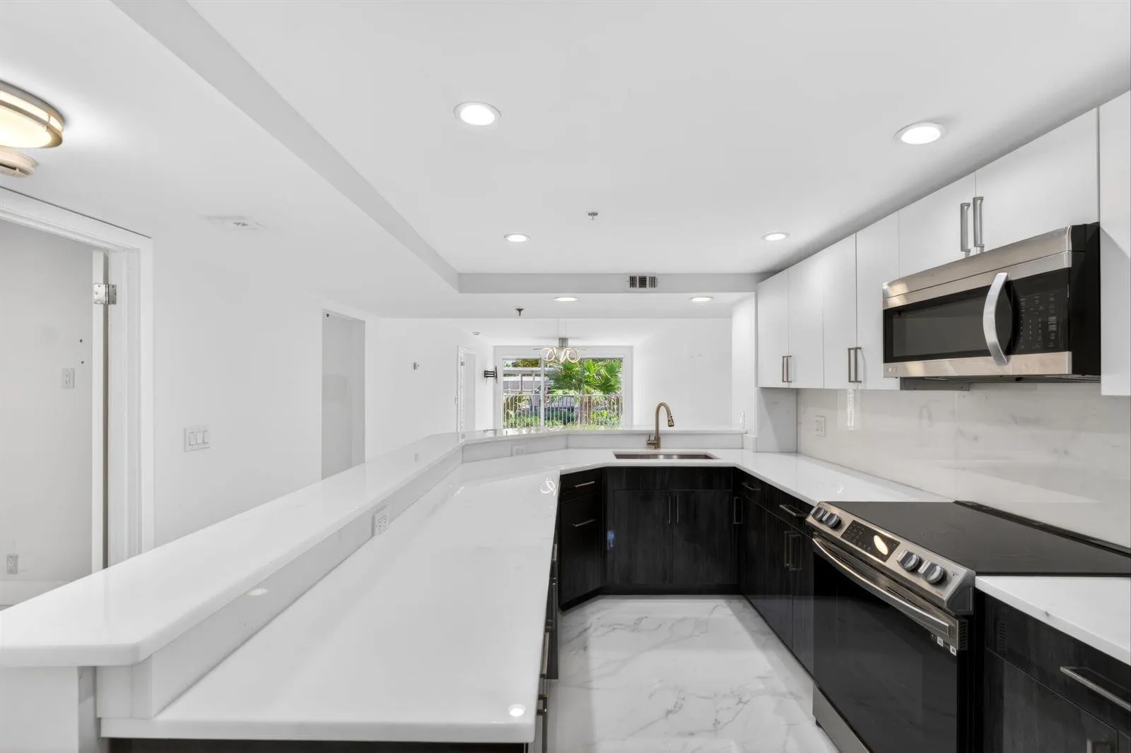3901 S Flagler Drive # 105, West Palm Beach, FL 33405