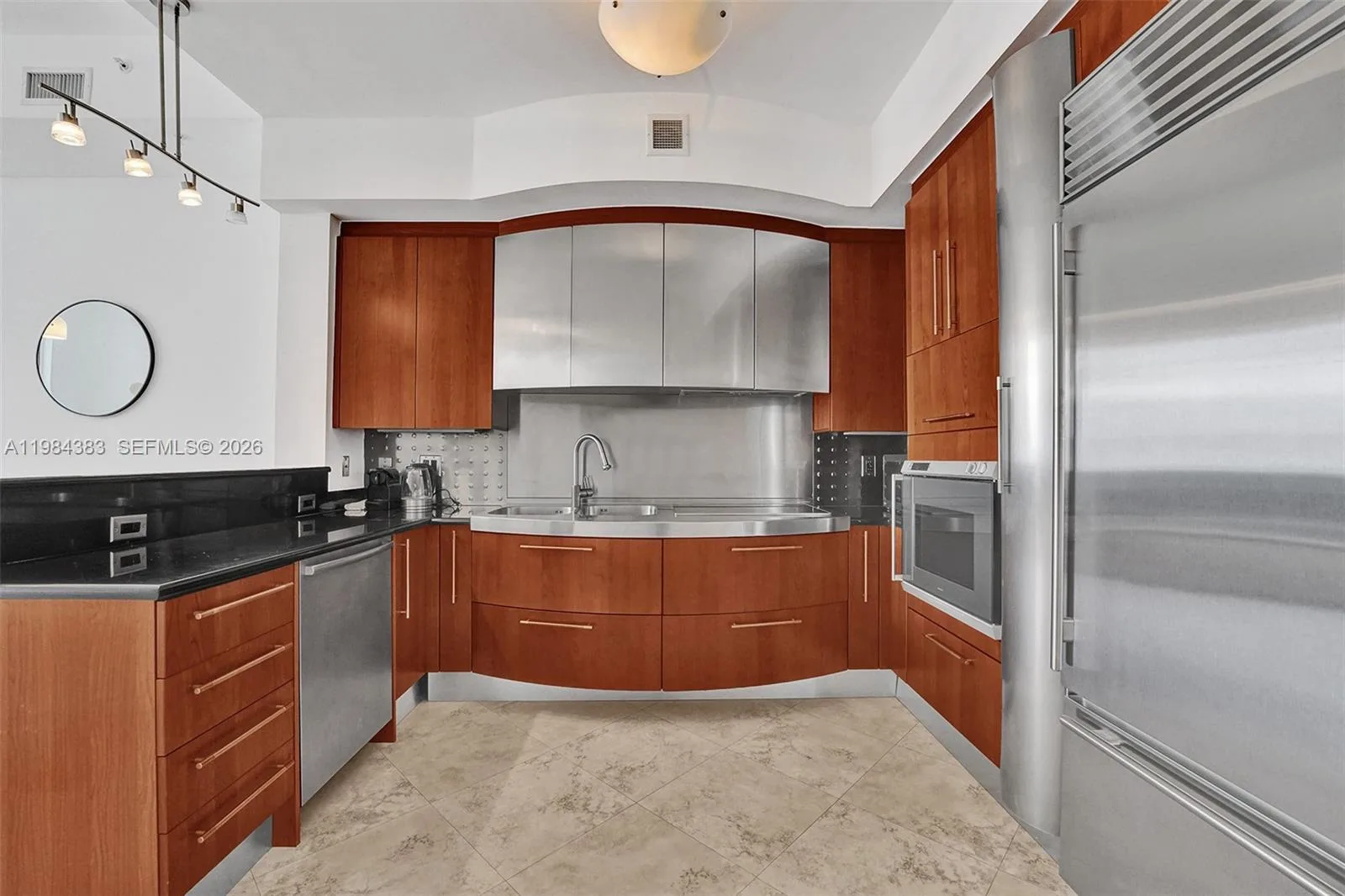 18101 Collins Ave # PH206, Sunny Isles Beach, FL 33160 photo 5