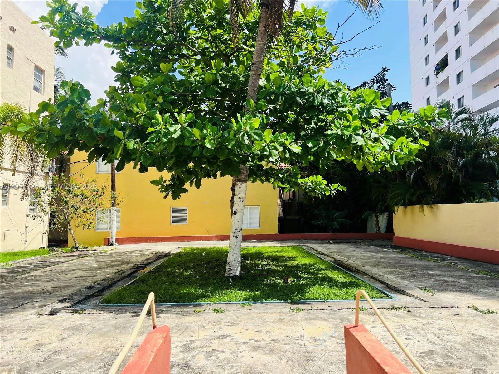 627 W Flagler St, Miami, FL 33130 photo 2