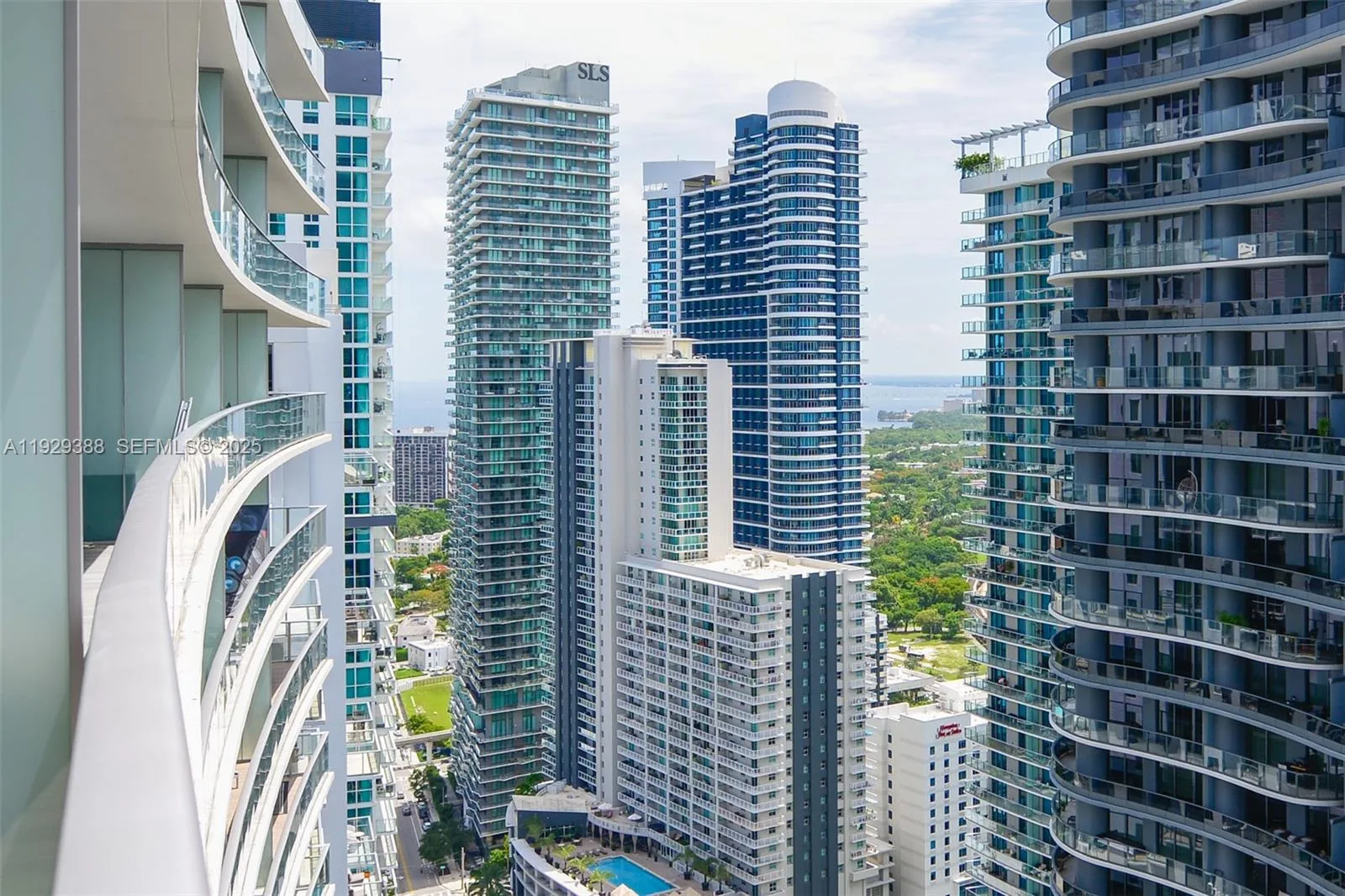 1010 Brickell Ave # 3710, Miami, FL 33131 photo 3
