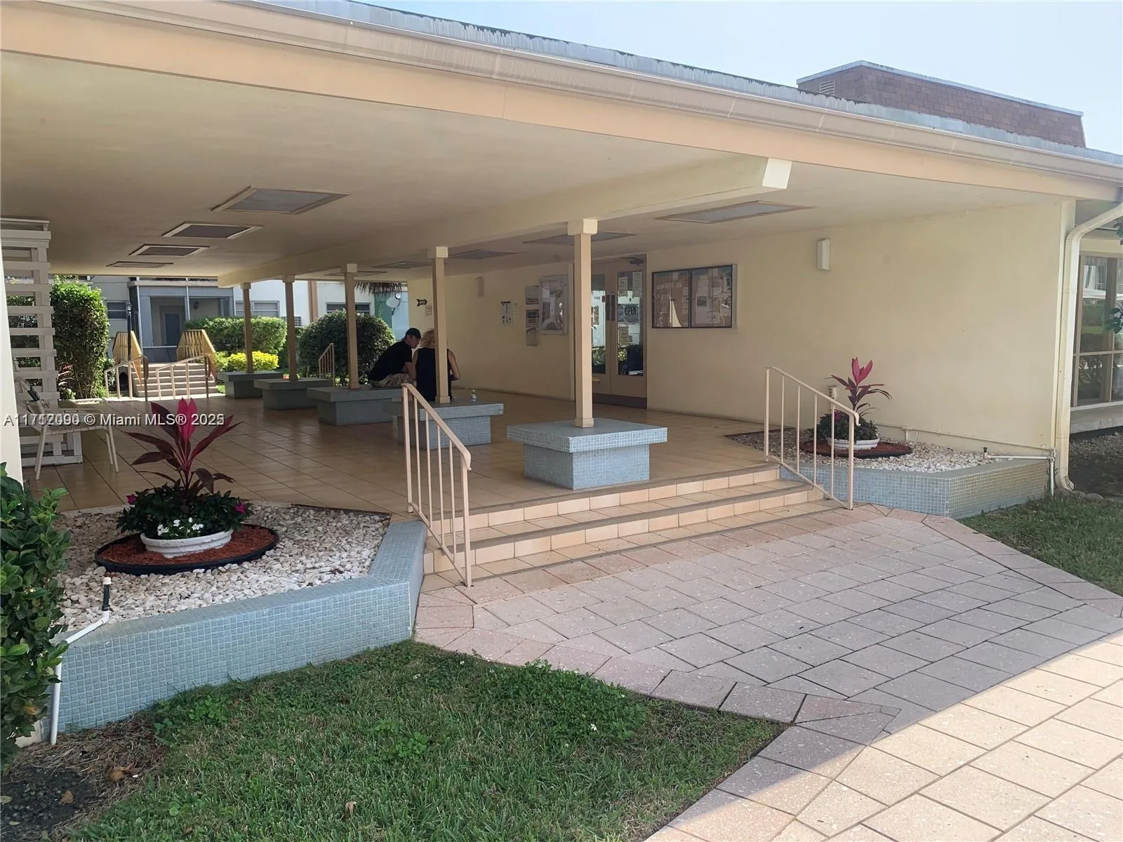 1395 NE 167th St # 209, Miami, FL 33162 photo 11