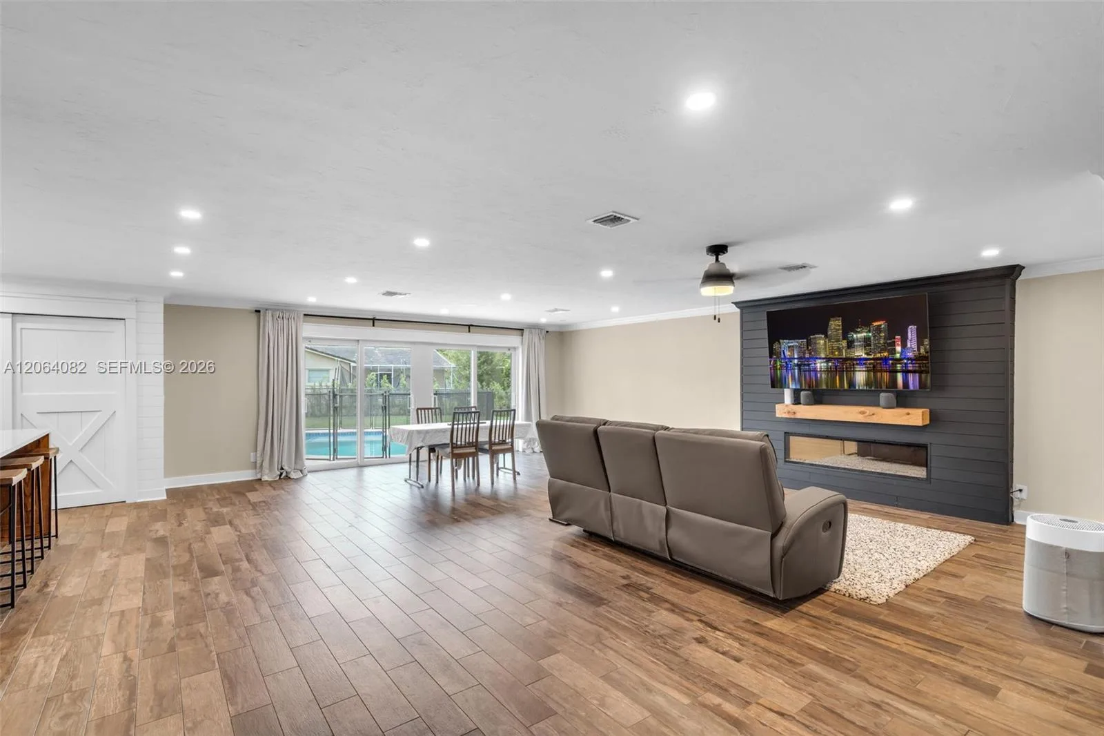 10661 NW 43rd Ct, Coral Springs, FL 33065 photo 6