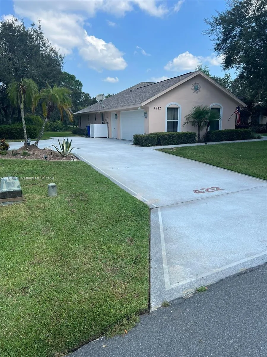 4212 Cremona Dr, Sebring, FL 33852 photo 4