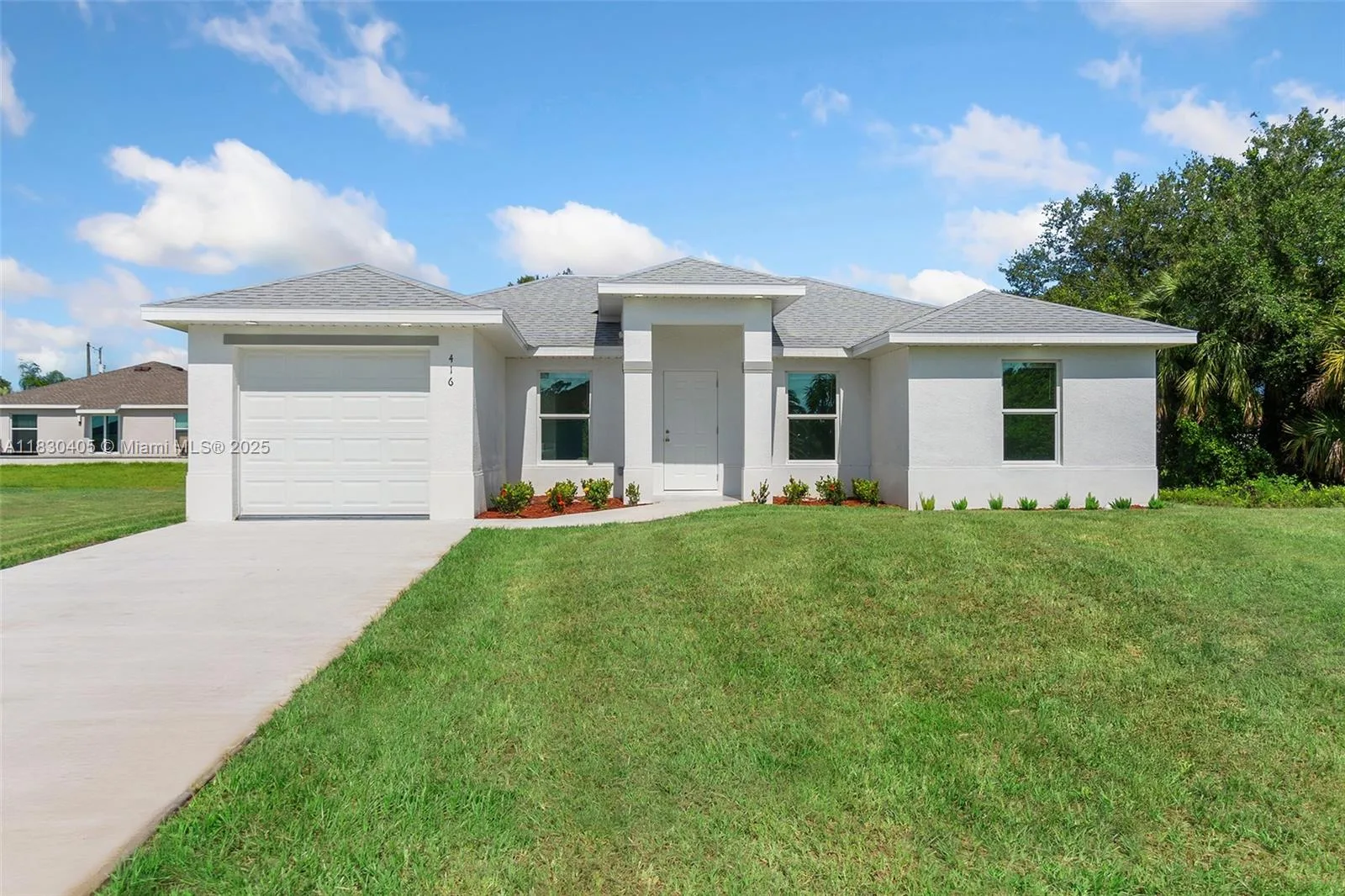416 PINEHURST AVE, Lehigh Acres, FL 33974 photo 2