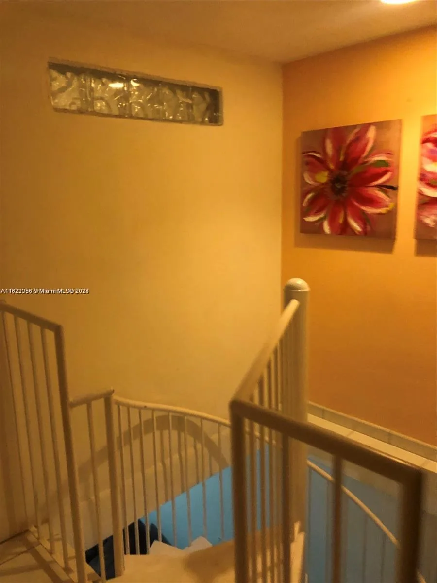 5445 Collins Ave # TH-7, Miami Beach, FL 33140 photo 11