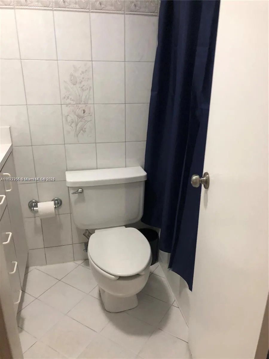 5445 Collins Ave # TH-7, Miami Beach, FL 33140 photo 8