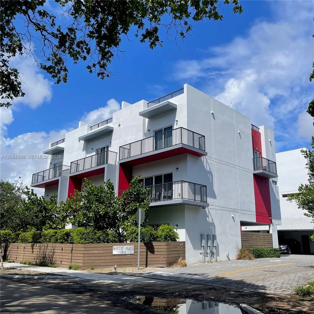 1813 Madison St, Hollywood, FL 33020