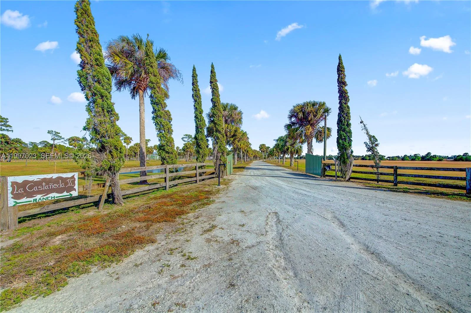 30003 SW Martin Hwy, Okeechobee, FL 34974 photo 2