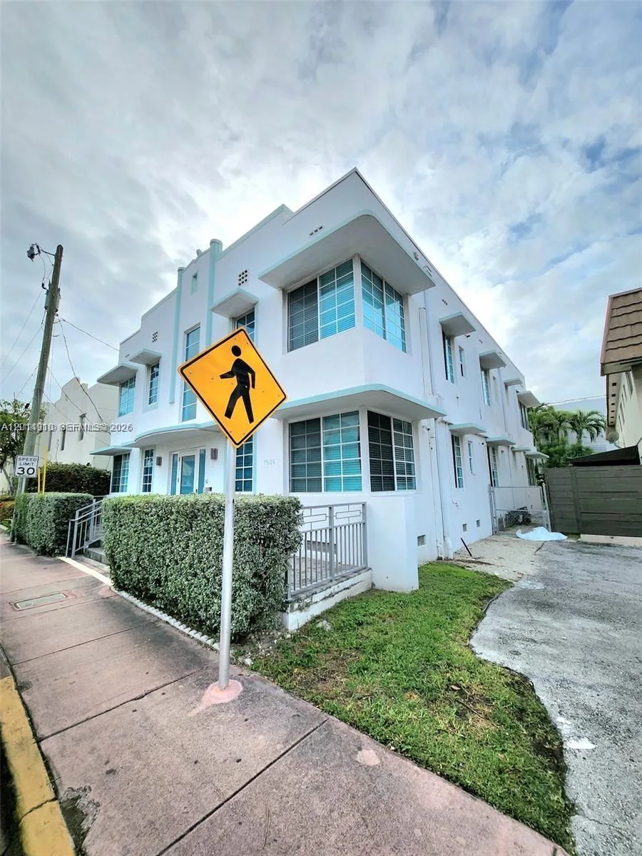 7936 Harding Ave # 1, Miami Beach, FL 33141