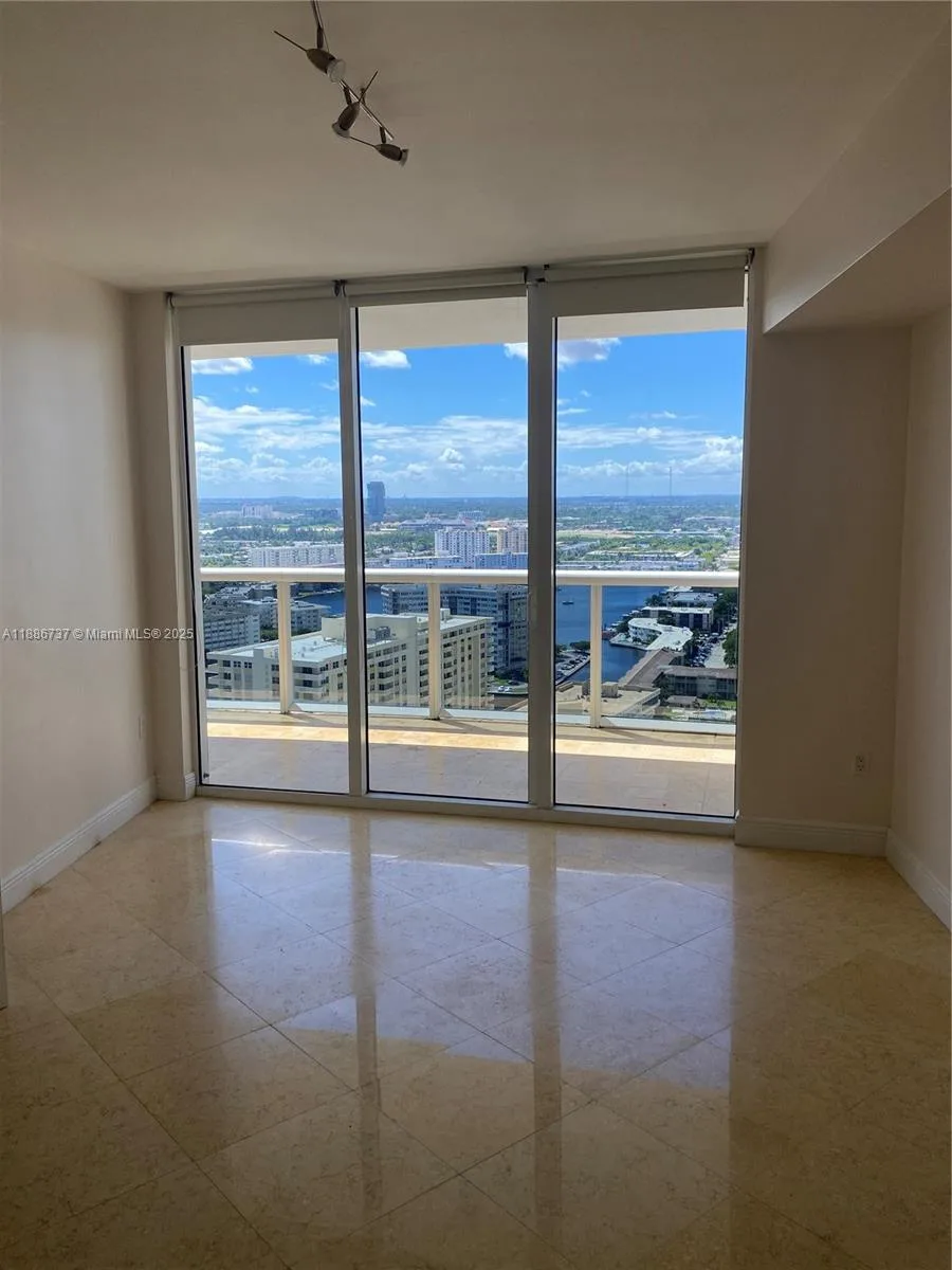 1800 S Ocean Dr # 2909, Hallandale Beach, FL 33009 photo 5