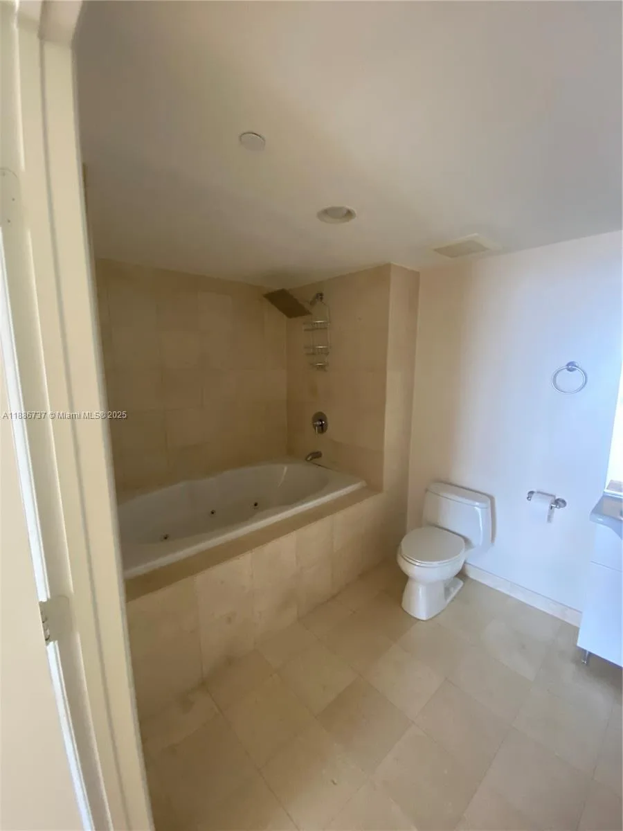 1800 S Ocean Dr # 2909, Hallandale Beach, FL 33009 photo 8