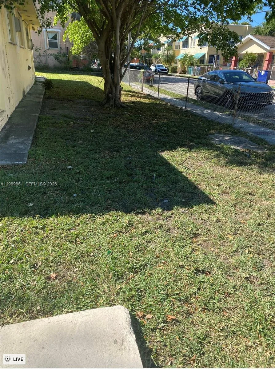 1268 SW 4th St, Miami, FL 33135 photo 2