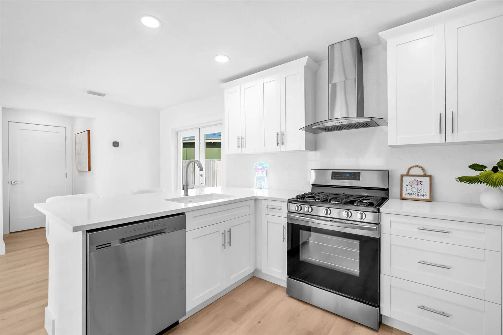 3308 E El Vedado Court, West Palm Beach, FL 33405