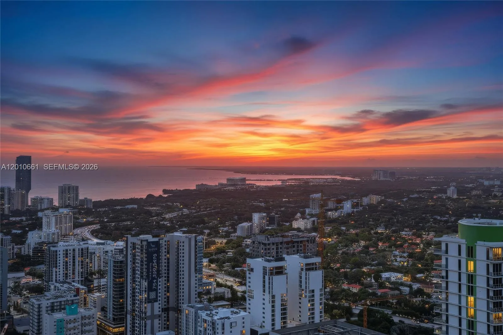 Mint at Riverfront Unit 5202 at 92 SW 3rd St # 5202, Miami FL 33130 — photo 1