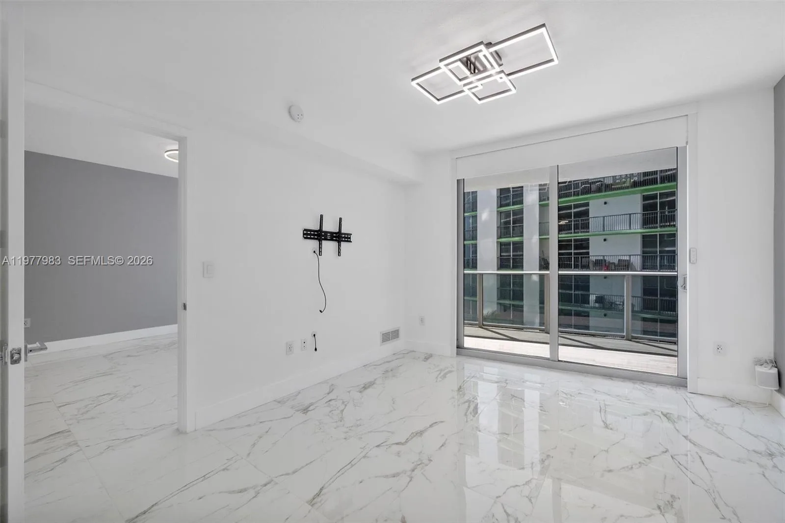 488 NE 18th St # 1708, Miami, FL 33132 photo 10