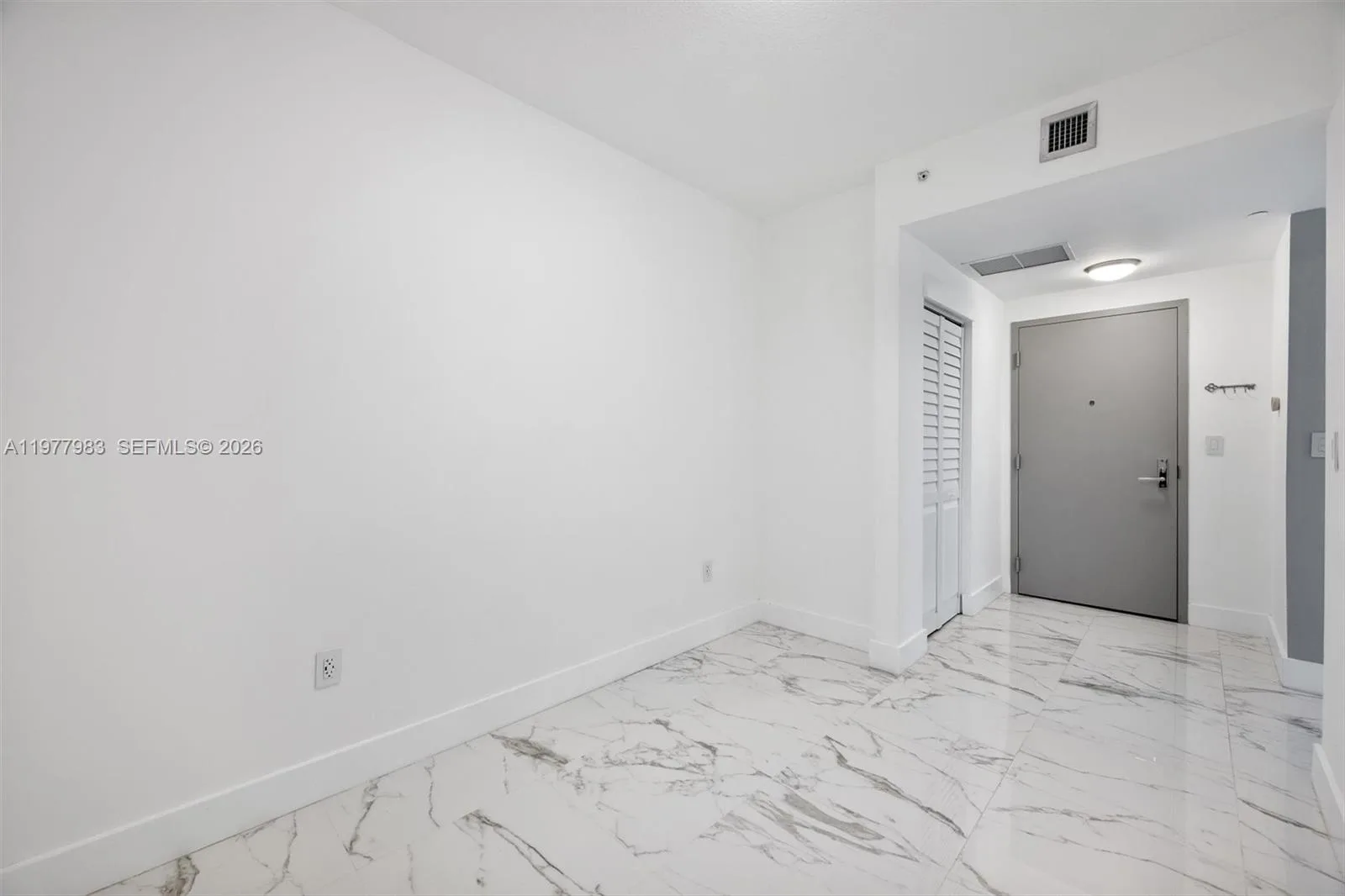 488 NE 18th St # 1708, Miami, FL 33132 photo 12