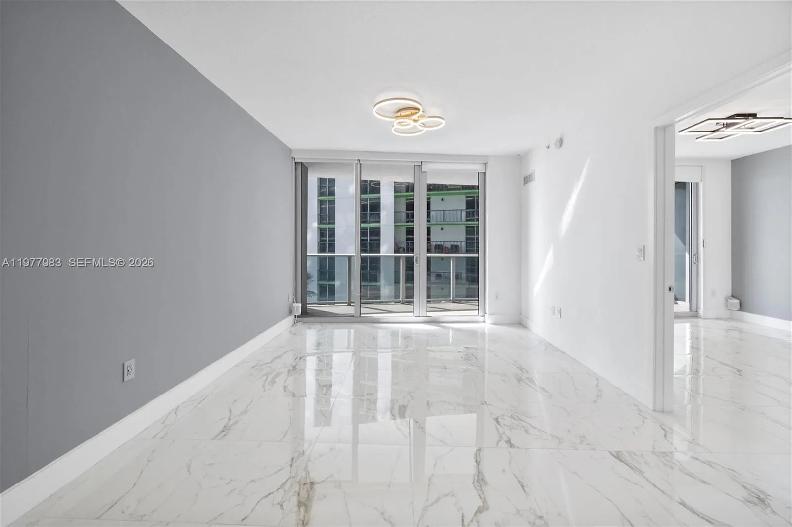 488 NE 18th St # 1708, Miami, FL 33132 photo 3