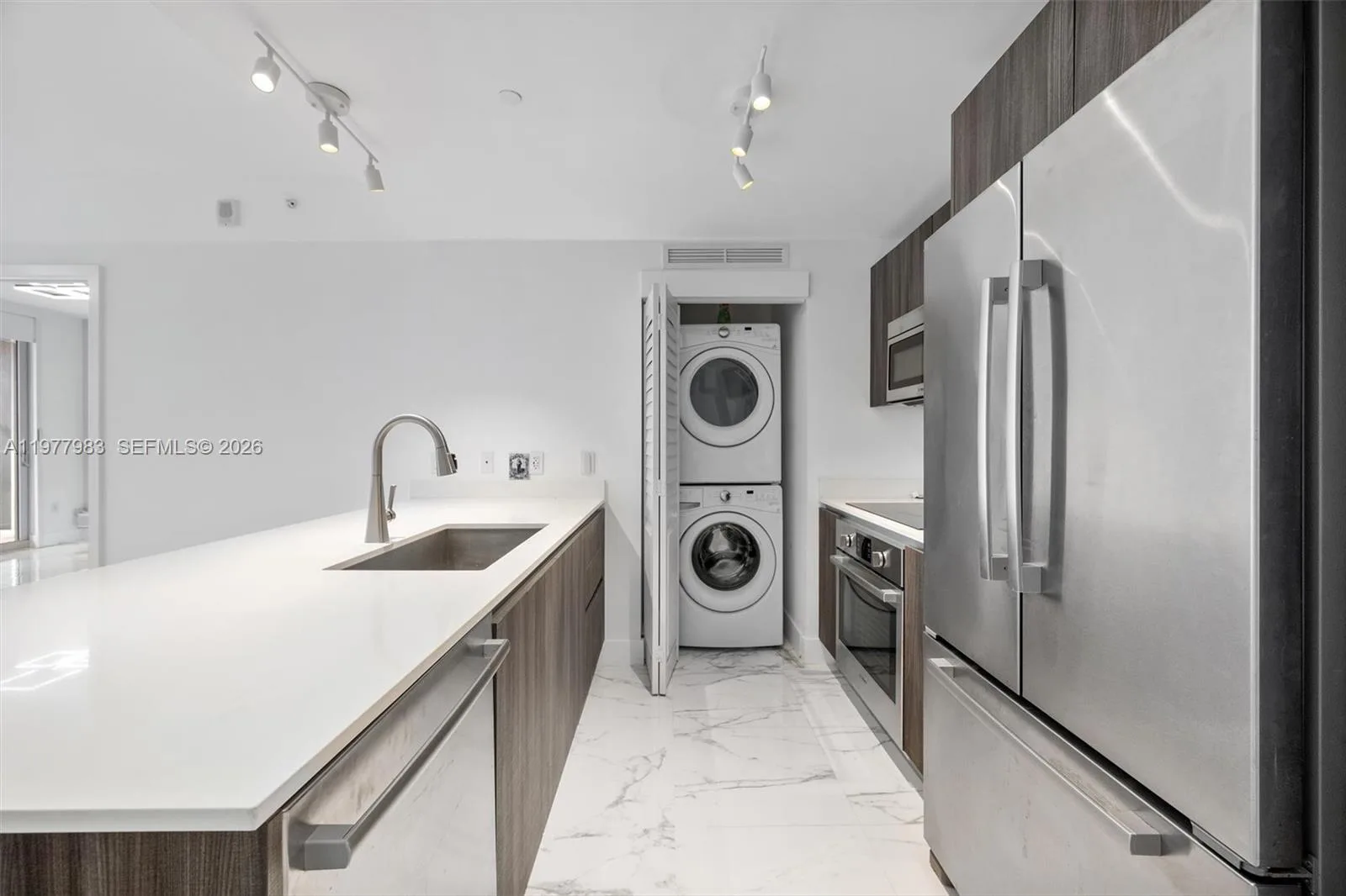 488 NE 18th St # 1708, Miami, FL 33132 photo 7