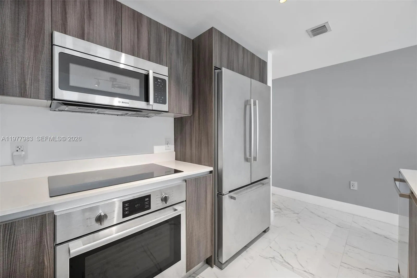488 NE 18th St # 1708, Miami, FL 33132 photo 8