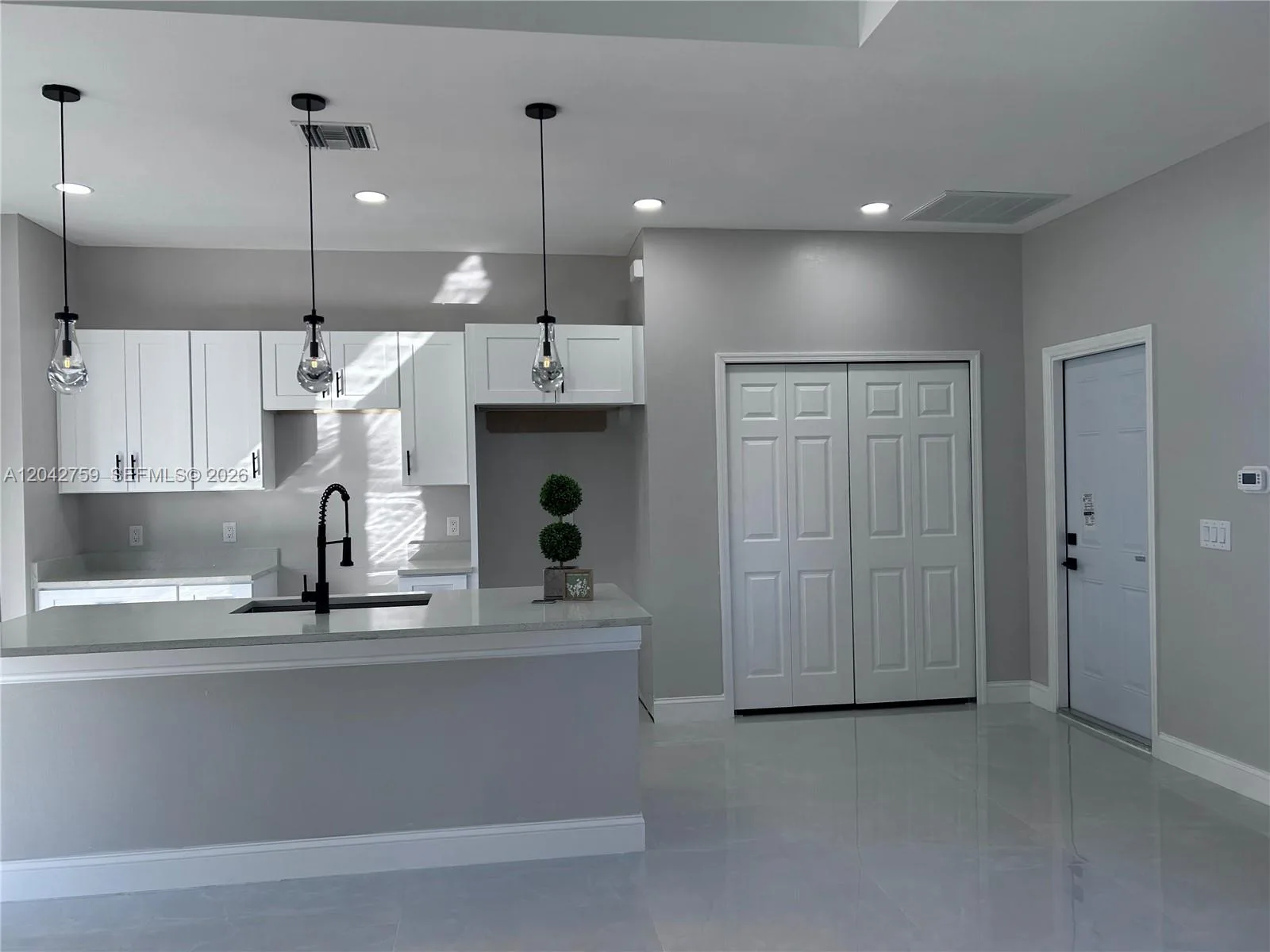 1126 Milwaukee Blvd, Lehigh Acres, FL 33974
