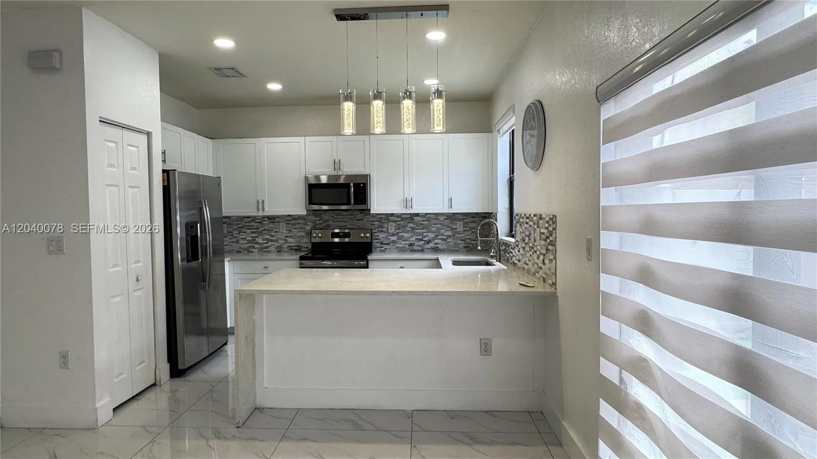 3318 W 106th Ter, Hialeah, FL 33018