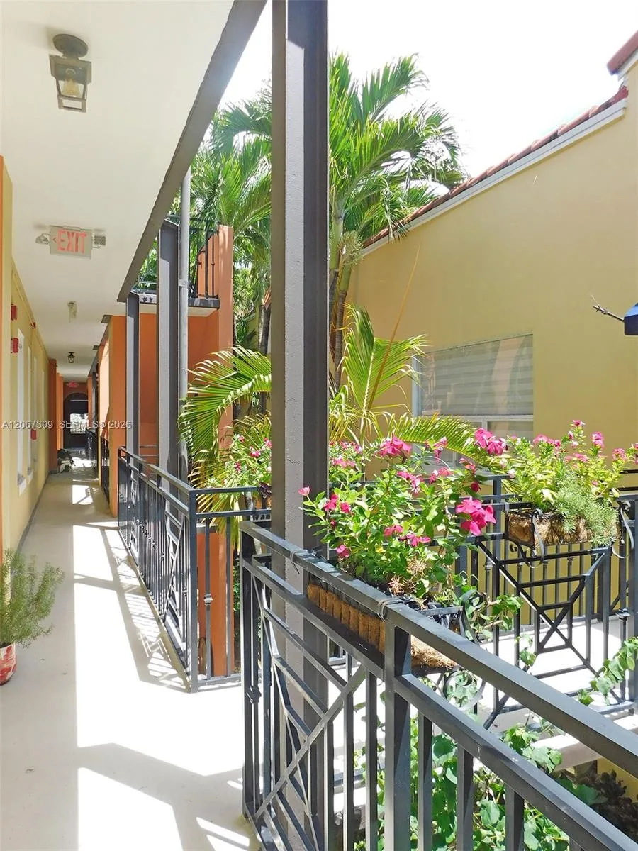 4812 Pine Tree Dr # 206, Miami Beach, FL 33140 photo 10