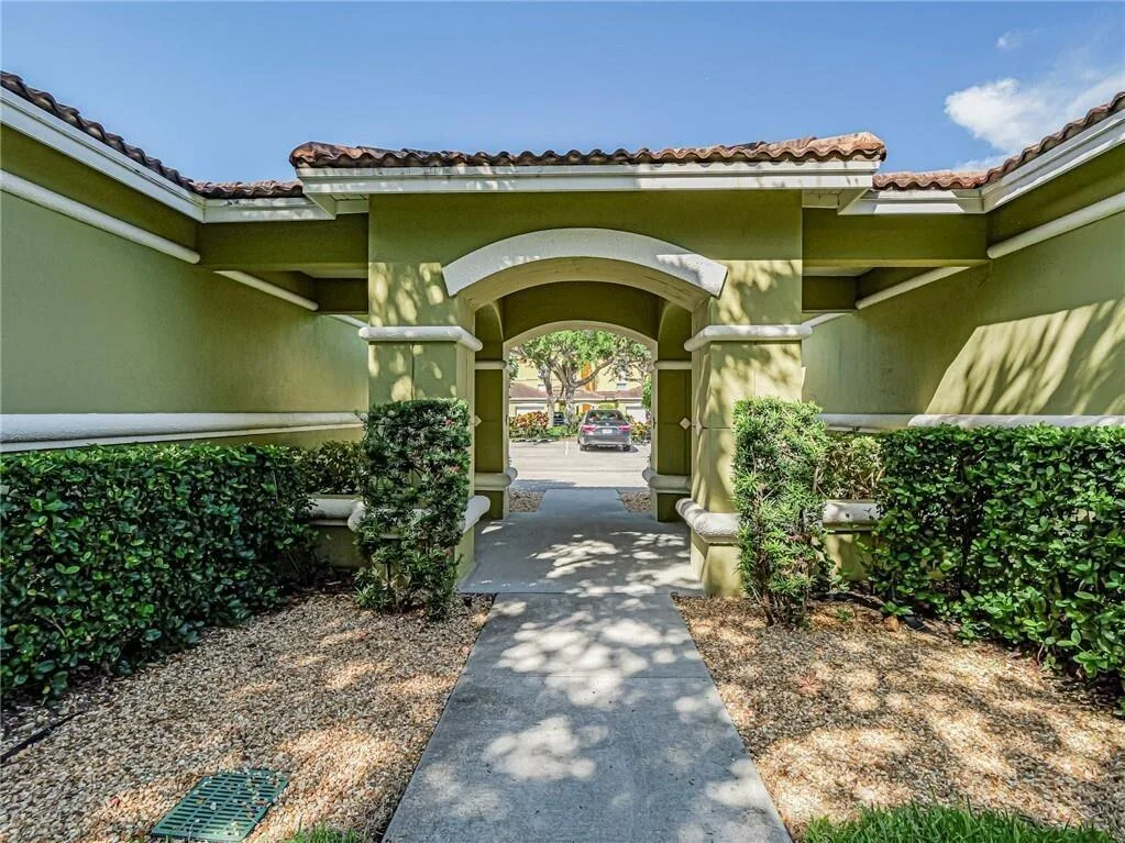 5095 Fairways Circle # I303, Vero Beach, FL 32967