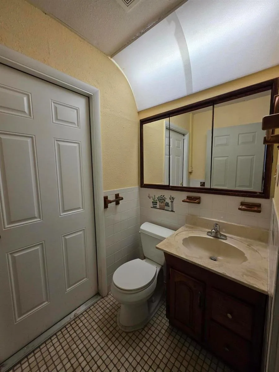 7195 NW 9TH Court, Margate, FL 33063 photo 9