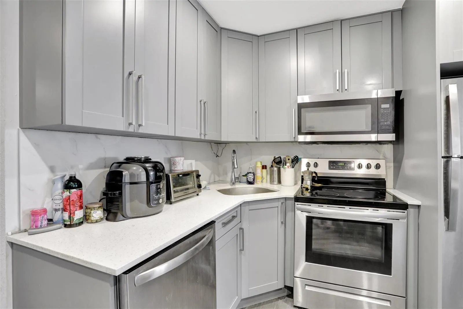 2609 NW 9th Avenue, Wilton Manors, FL 33311